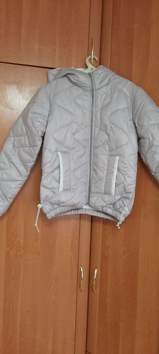 Весняна куртка, легка