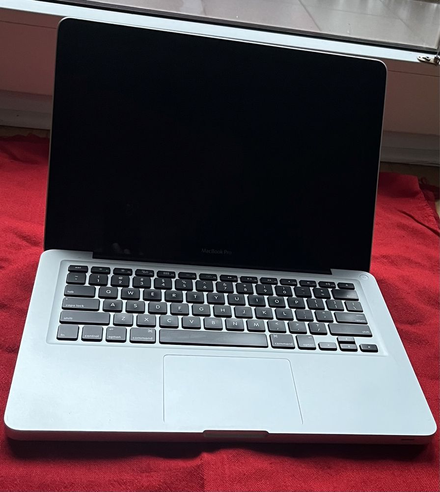 Macbooka Pro 13 Mid 2010