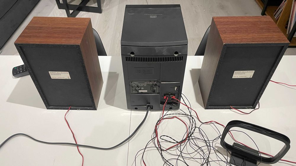 Wieża SONY HCD-FX200, komplet z pilotem