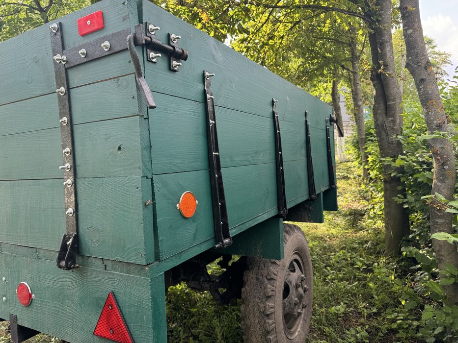 Прицеп бортовий новий