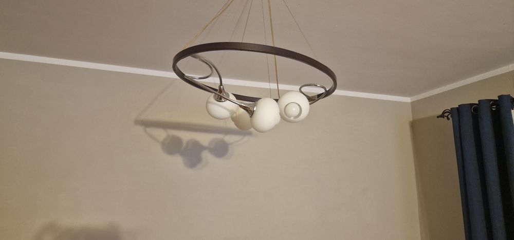 Żyrandol ( na stanie 2 szt)