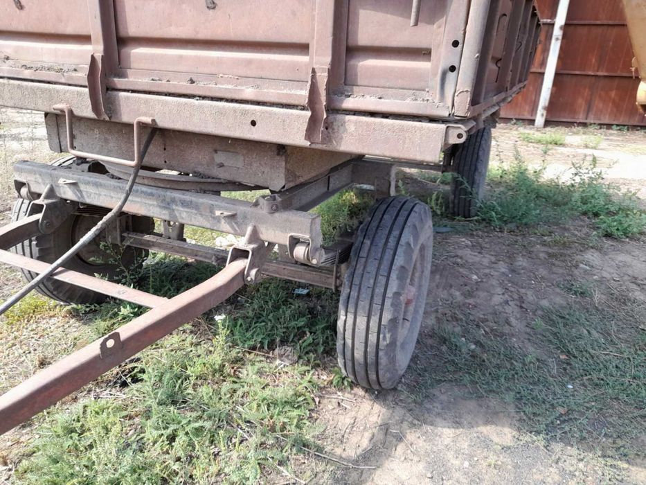 Прицеп 2ПТС-4 продам
