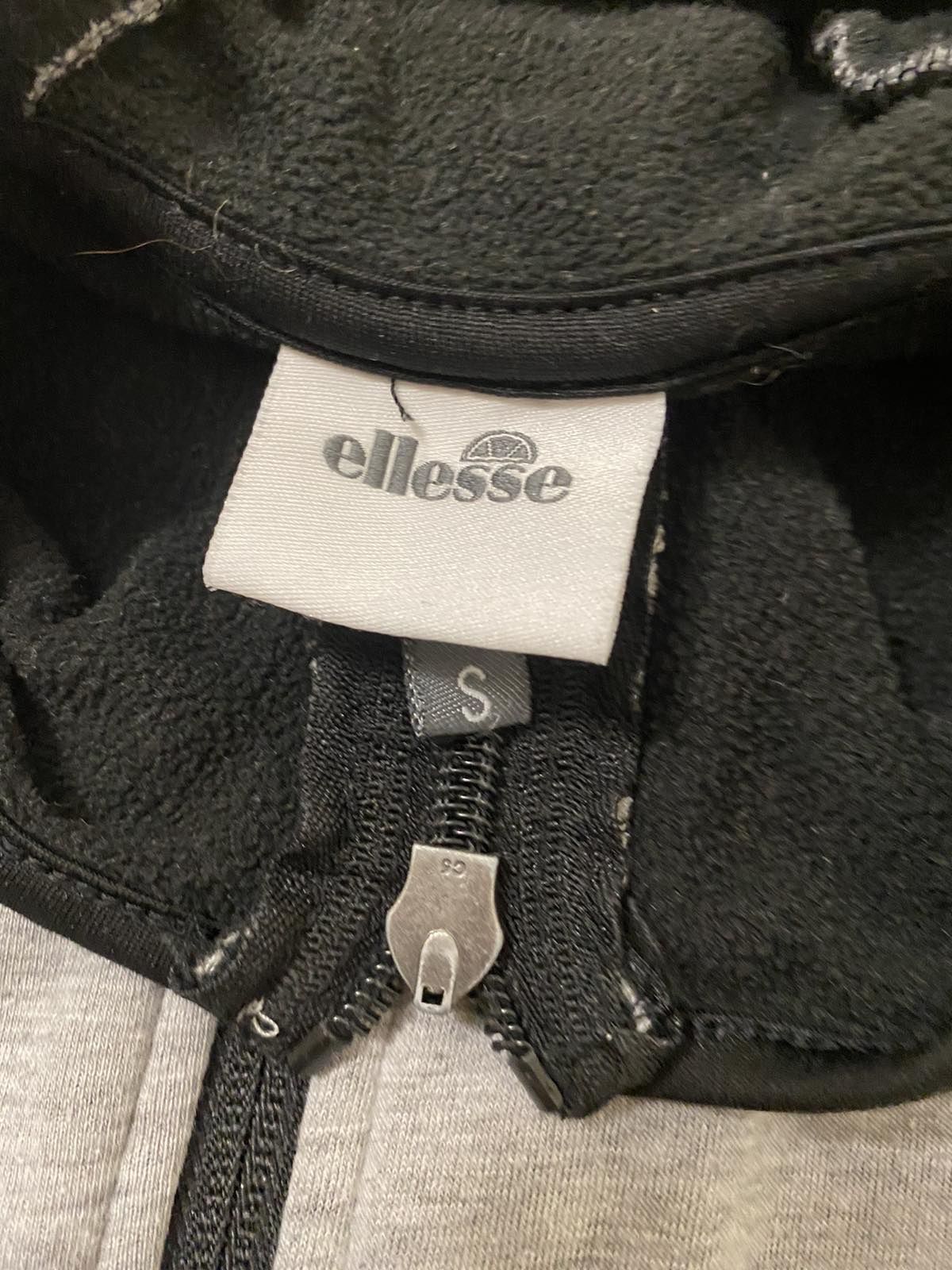 зіпка еліс ellesse