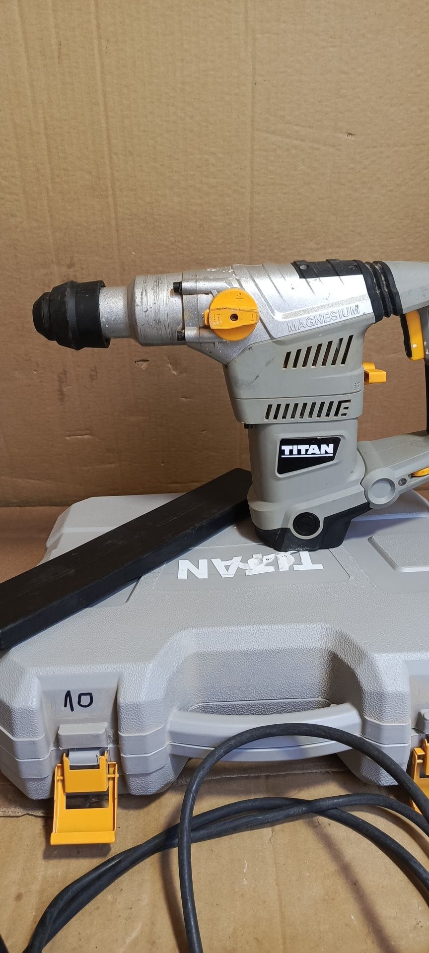Mlotowiertarka udarowa titan SDS plus mlot udarowy TTB653sds