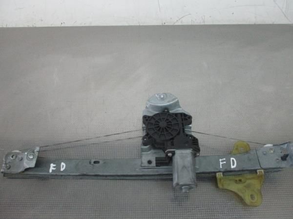 Elevador vidros frente direito RENAULT Clio IV (BH_)
