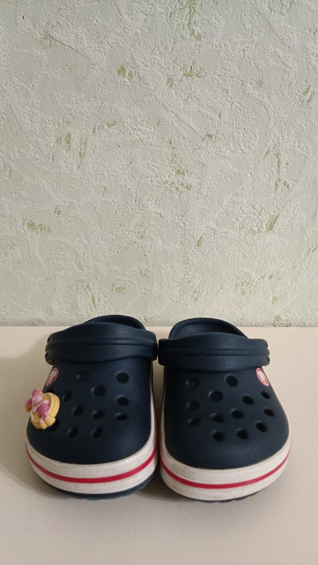 Дитячі Crocs розмір C6