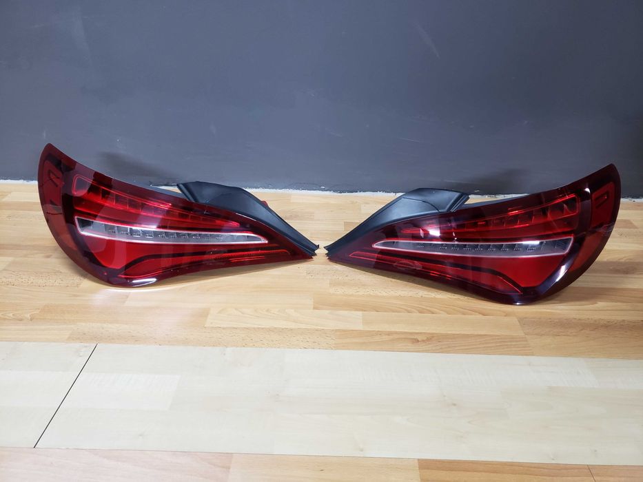Стопи фонарі на Mercedes  CLA-Class  W117 2013-2016год LCI