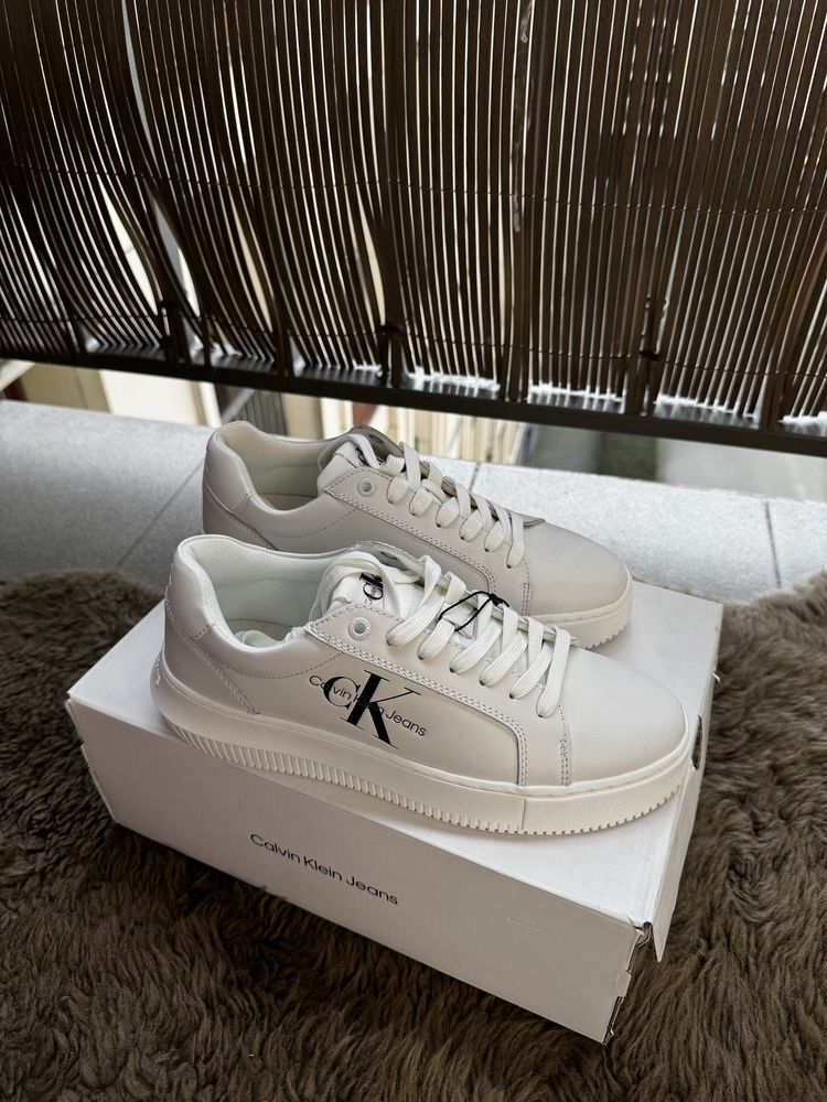 Calvin Klein, rozmiar 39