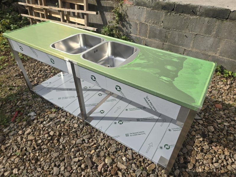 Zlew gastronomiczny 200x60x85 dwukomorowy z blatem roboczym i półką