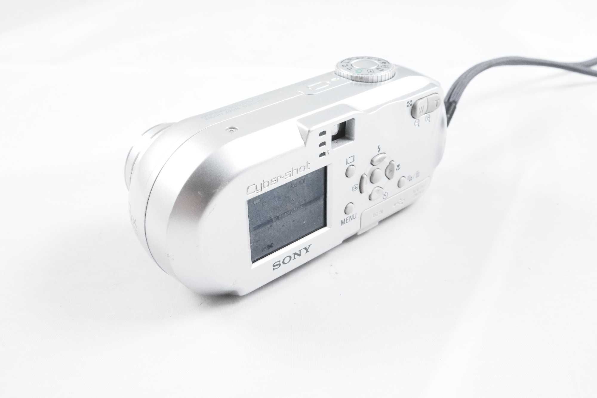 Aparat Sony Cyber-shot DSC-P73