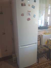 Холодильник Zanussi и Samsung
