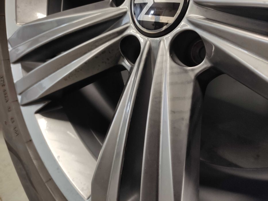 Koła alu 19 VW Volkswagen Touareg III 19 R-Line Sebring, 5x112, ori