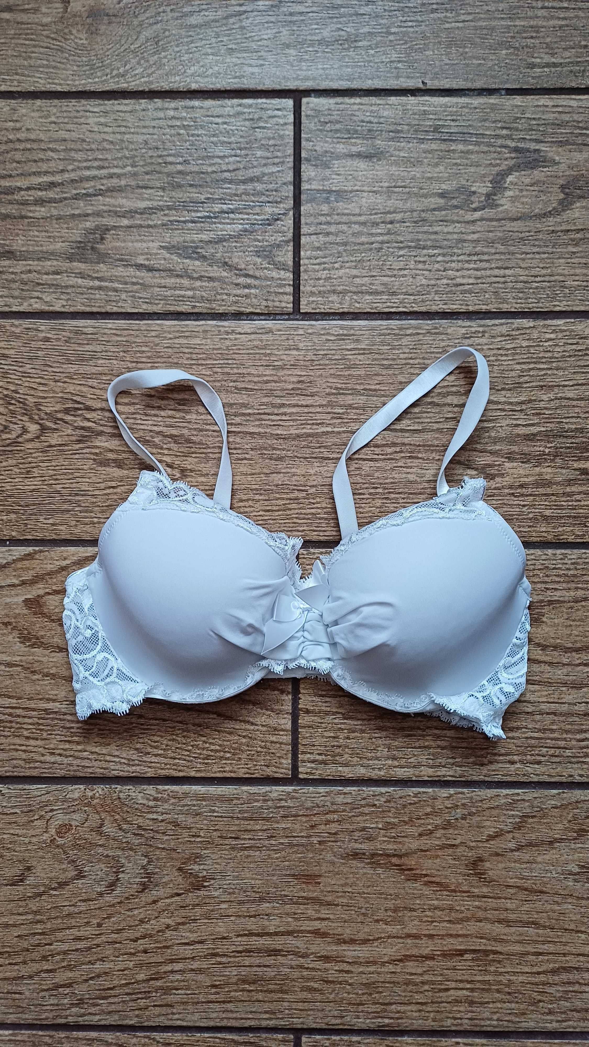 Biały biustonosz BodyFlirt r. 80 B