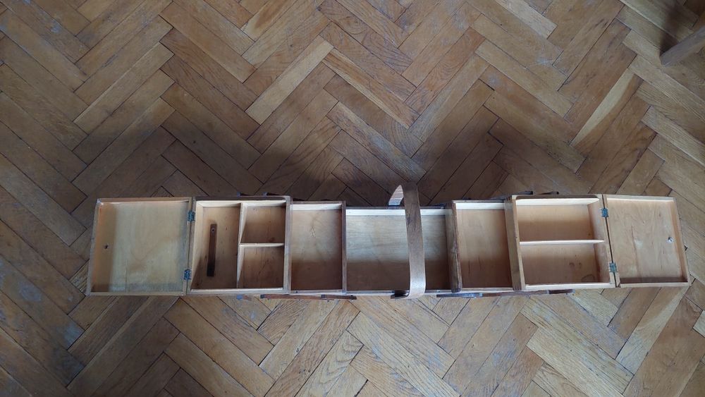 Szkatułka organizer niciarka drewniana kuferek