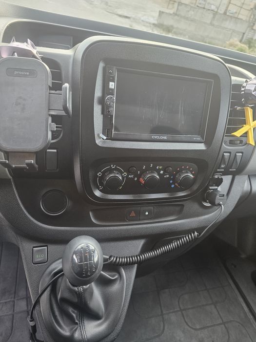 Терміново продам Renault trafic 3