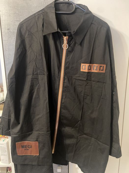 Czarna koszula na suwak