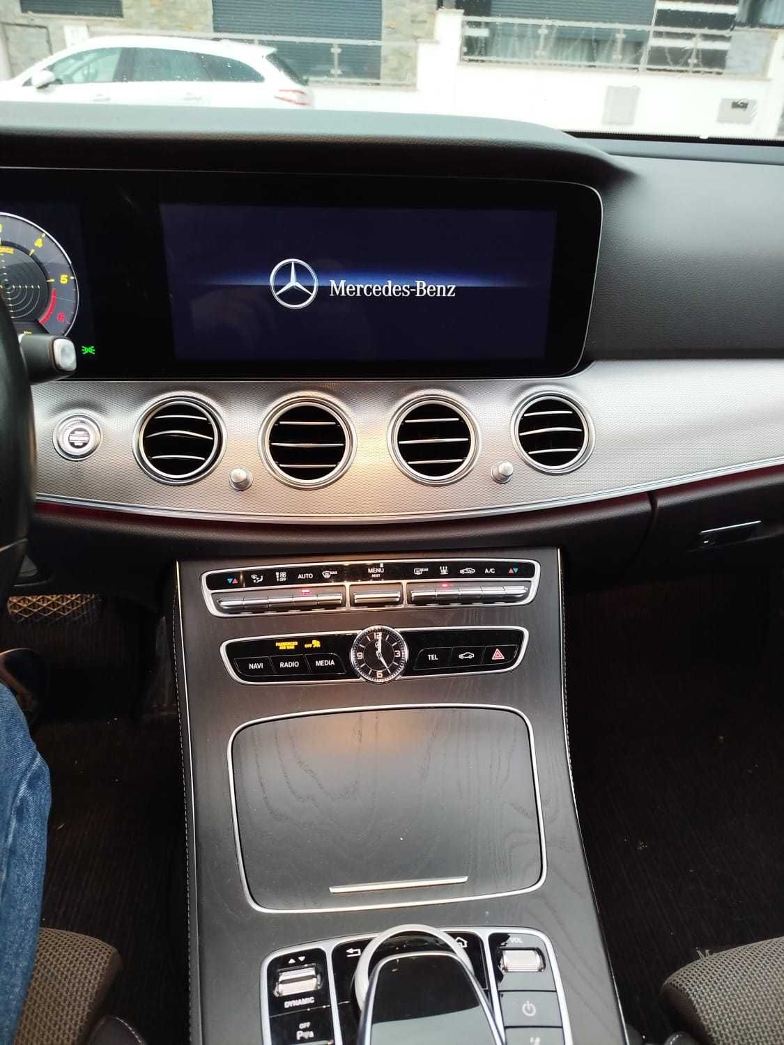 Mercedes E300 DE