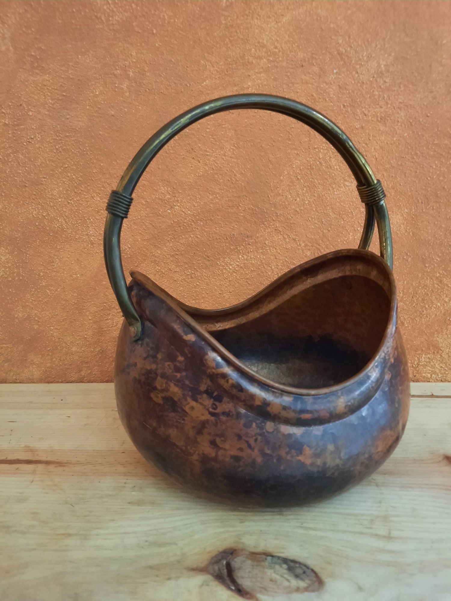 Peça em cobre antiga