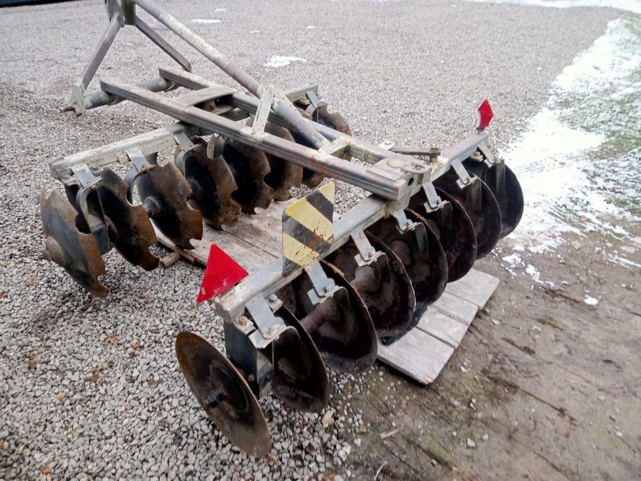 Kultywator brony pług