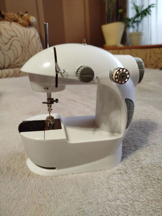 Швейная машинка мини