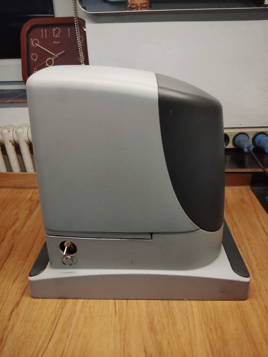 Napęd NICE RUN do 2500KG