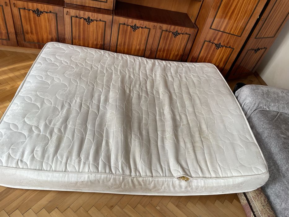 Матрац двоспальний