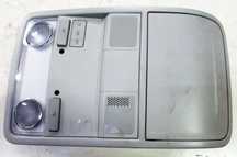 SKODA OCTAVIA III LAMPKA WNĘTRZA SCHOWEK NA OKULARY 5E0868837 3T0947105