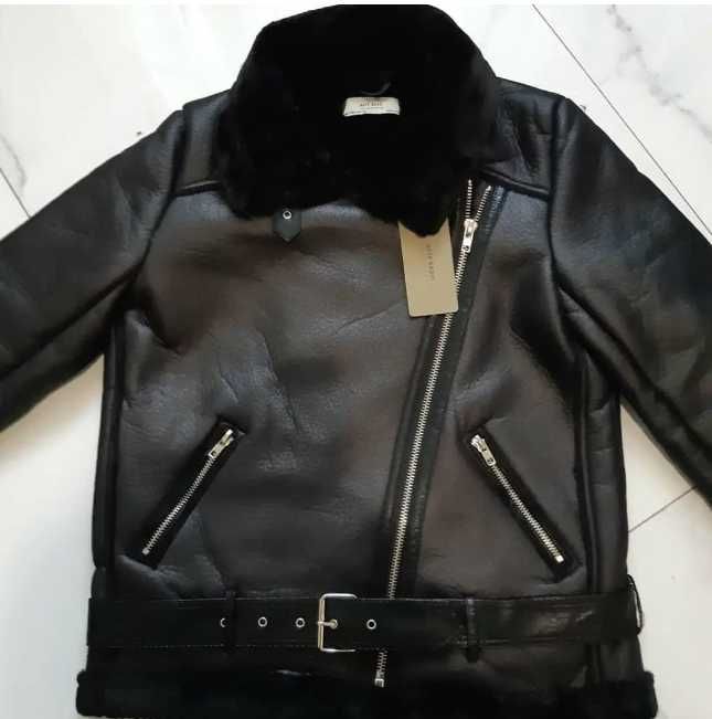 Жіноча чорна дублянка авіатор у стилі Зара