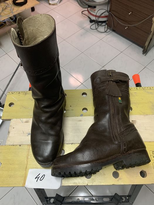 Botas de caca em couro