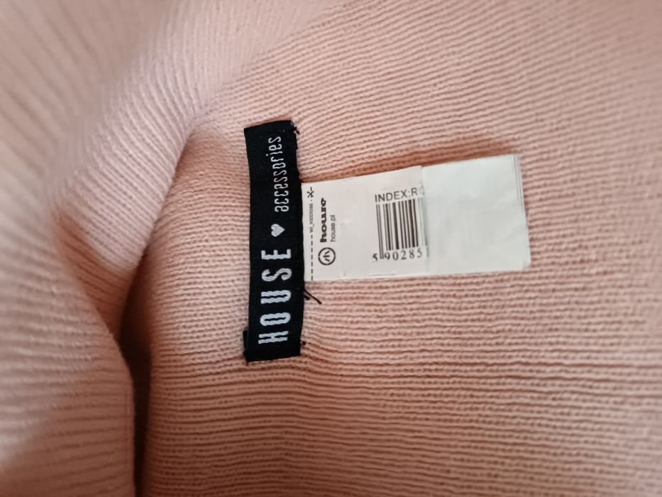 Czapka pudrowy róż House