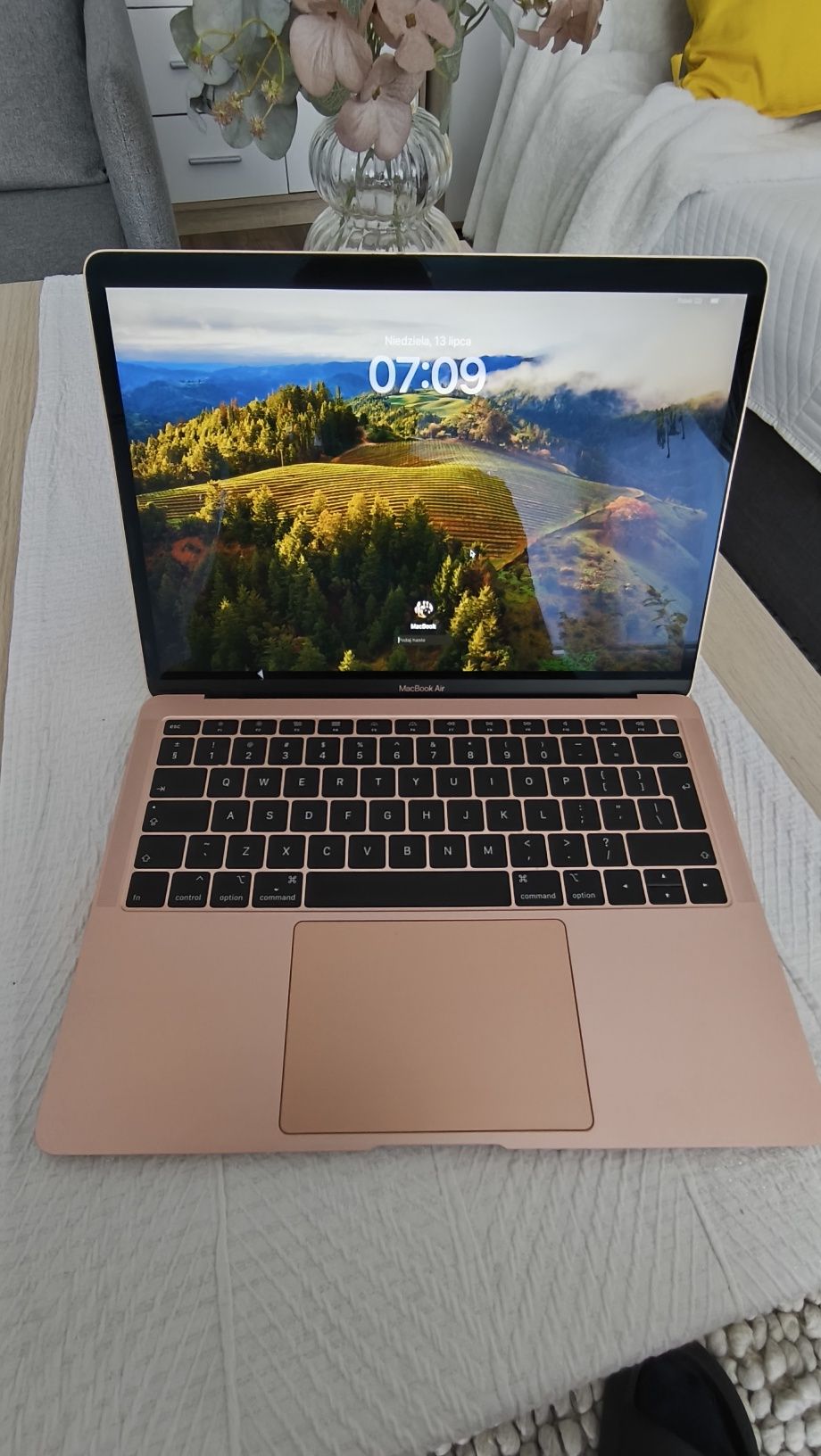 Macbook Air - 1.6GHz / i5 / 8Gb RAM / 256Gb SSD / Sonoma / A1932