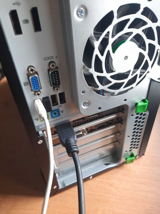 современный игровой cистемный блок, компьютер, тихий мощный