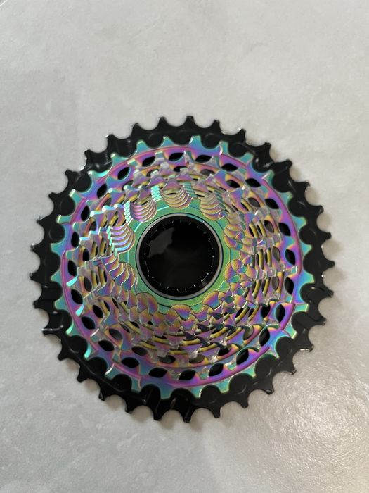 Kaseta Sram Red E1 10-33 Rainbow