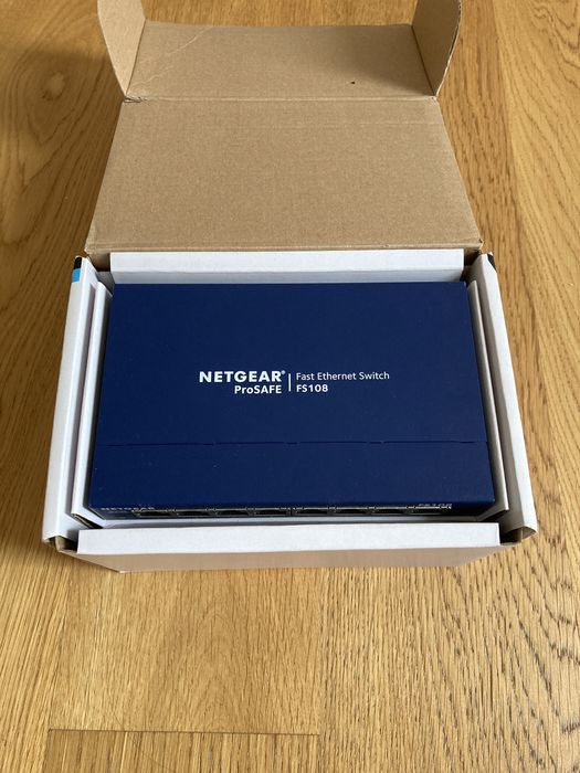 Switch Netgear 8-portowy