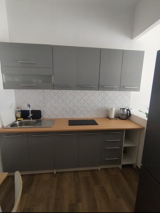 Klimatyczny 2-pok apartament w ścisłym centrum W-wy,  do 5 osób.