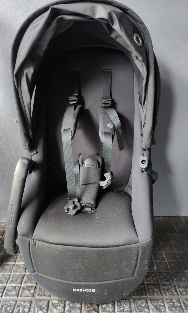Carrinho de bebê Maxi Cosi (2022)