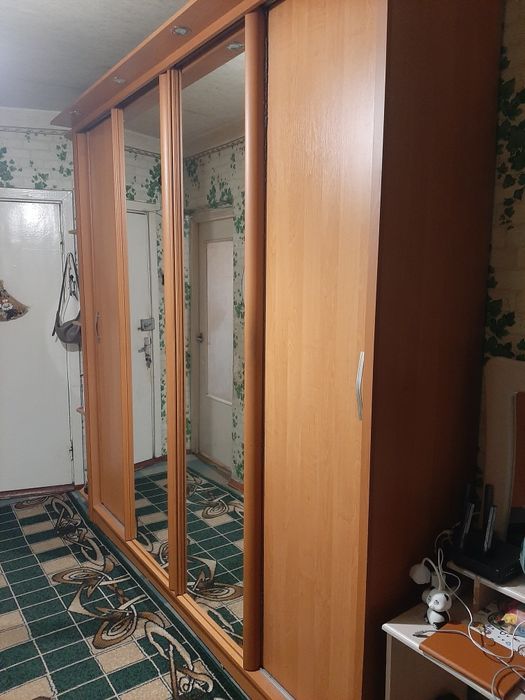 Продам шкаф купе