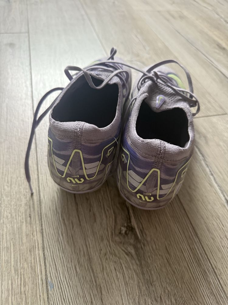 Korki piłkarskie Nike