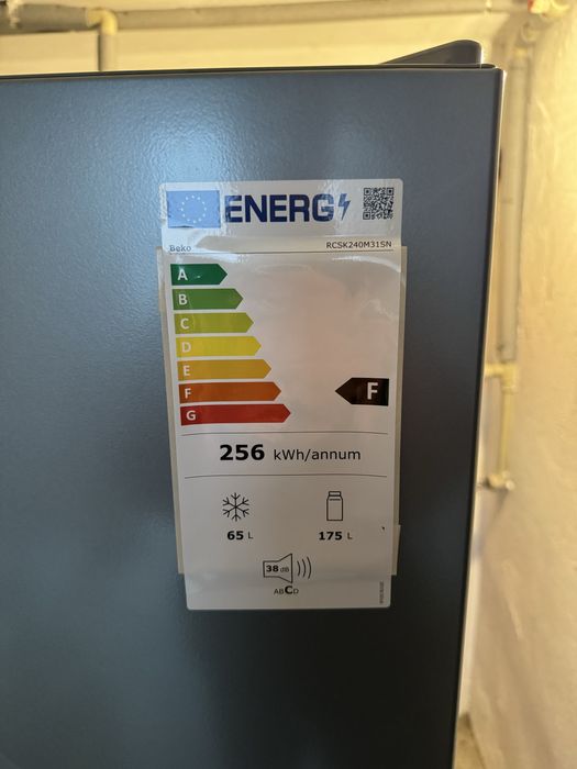 Sprzedam lodówkę Beko