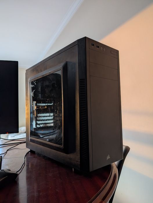 PC gaming i7 8700K - Como Novo
