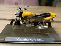 Miniatura Yamaha