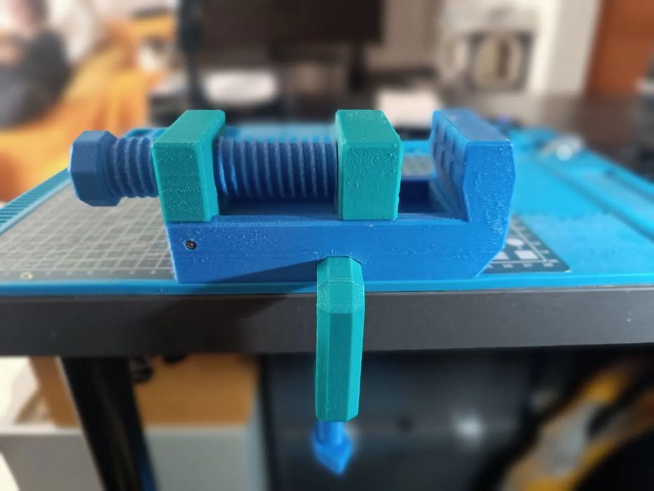 Morsa (Clamp) para trabalhos de precisão