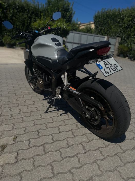 Vendo cb650R, em excelente estado