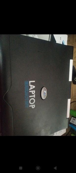 Nowy laptop edukacyjny High-Tech