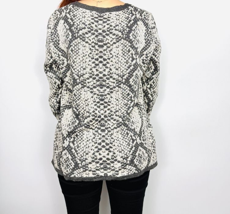Sweter z motywem skóry węża XL 42 TU