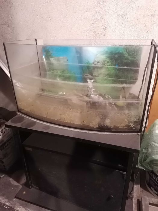 Sprzedam akwarium 60x30x33