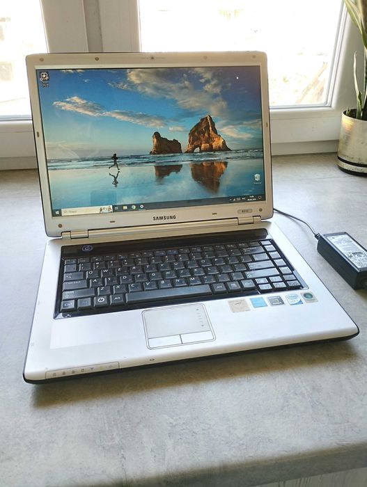Ноутбук Samsung R510