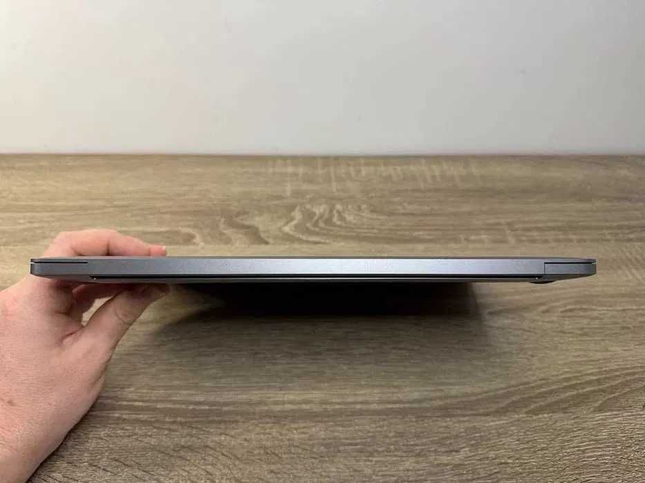 MacBook Pro M1 8/256 Space Gray
