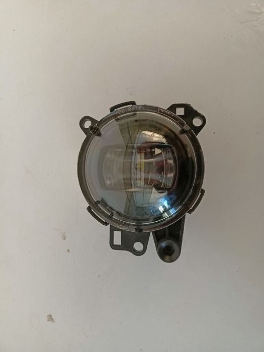 Land Rover Defender II 2 20- halogen LED DRL prawy przód przedni