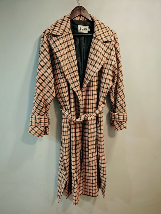 Długi płaszcz w kratkę M